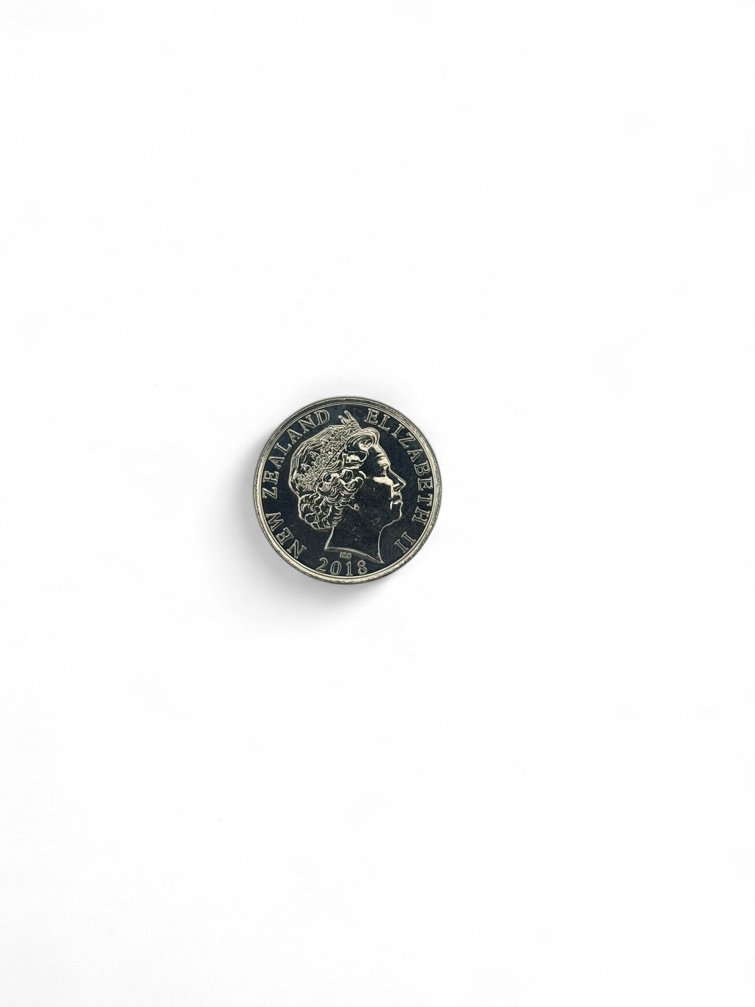 2018 New Zealand Armistice Day Red Poppy 50 Cent Coin – WWI Remembrance Uncirculated